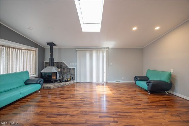 1668 Chelmsford, Mayfield Heights, OH 44124