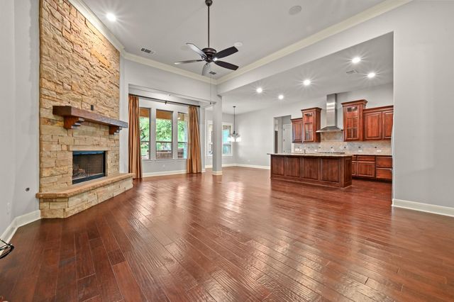 1003 Lucinda TER, Georgetown, TX 78628