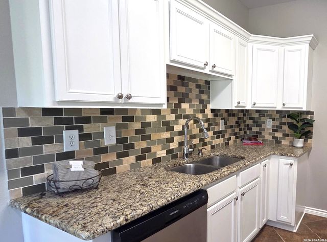 1591 County Road 320, Floresville, TX 78114