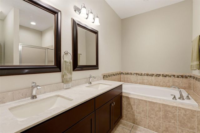 8956 39TH STREET CIRCLE E, Parrish, FL 34219