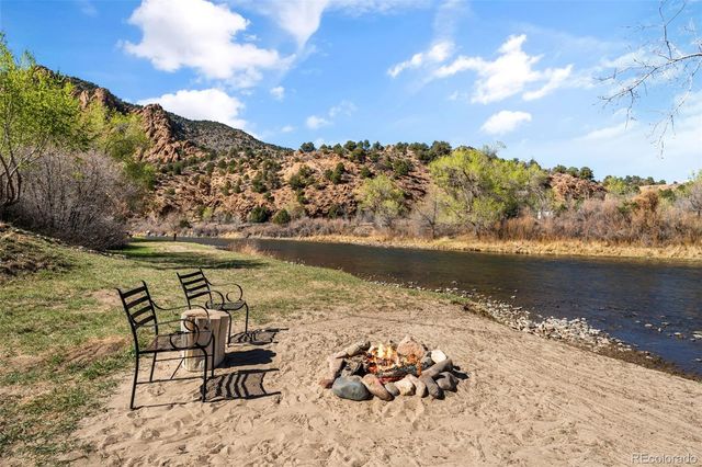 20163 US HWY 50, Cotopaxi, CO 81223