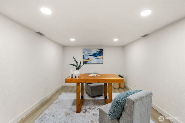 1717 NE Edmonds Ave, Renton, WA 98056