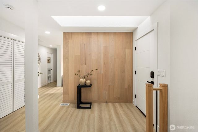 1717 NE Edmonds Ave, Renton, WA 98056