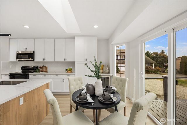 1717 NE Edmonds Ave, Renton, WA 98056