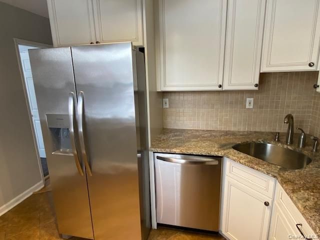 261-53 Langston E-1st fl, Glen Oaks, NY 11004