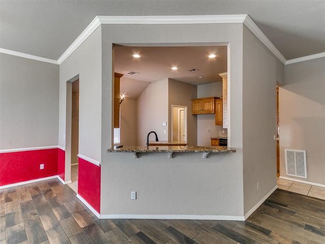 9908 NW 137th Street, Yukon, OK 73099