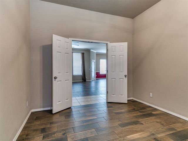 9908 NW 137th Street, Yukon, OK 73099