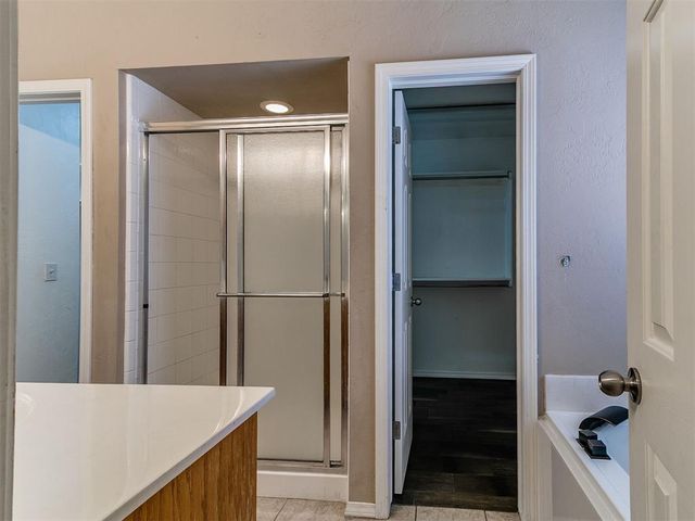 9908 NW 137th Street, Yukon, OK 73099