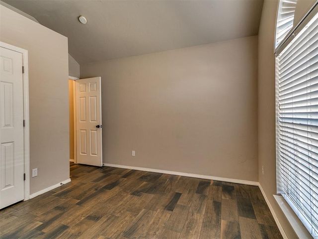 9908 NW 137th Street, Yukon, OK 73099