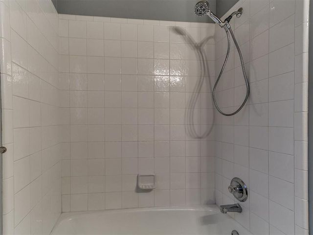 9908 NW 137th Street, Yukon, OK 73099