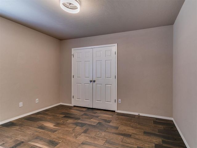 9908 NW 137th Street, Yukon, OK 73099