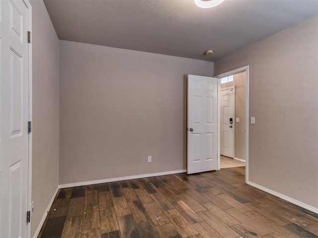 9908 NW 137th Street, Yukon, OK 73099