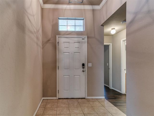 9908 NW 137th Street, Yukon, OK 73099