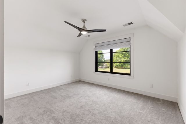 3000 Ora Ln, Spring Hill, TN 37174