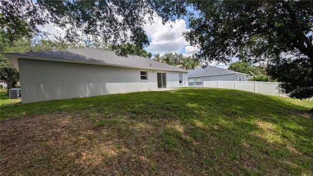 1306 WINDY BLUFF DRIVE, Minneola, FL 34715