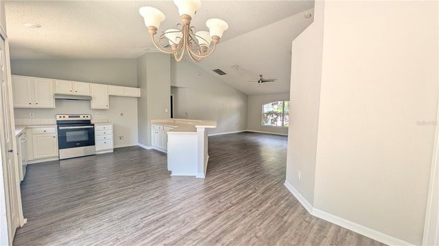 1306 WINDY BLUFF DRIVE, Minneola, FL 34715