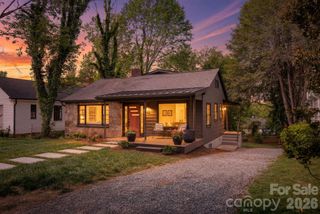 4 Baird Lane, Asheville, NC 28804