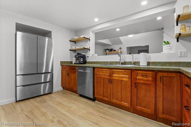 15270 Ripple Drive, Linden, MI 48451