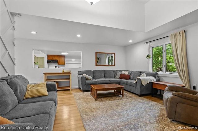 15270 Ripple Drive, Linden, MI 48451