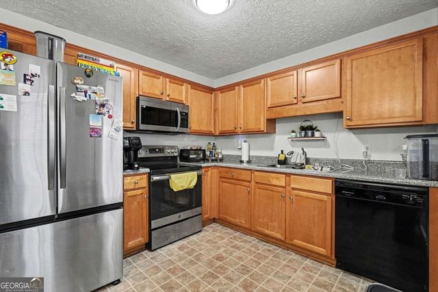 212 Remington Place Boulevard, Dallas, GA 30157