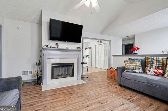 212 Remington Place Boulevard, Dallas, GA 30157