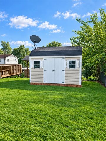 6566 Highbury Road, Huber Heights, OH 45424
