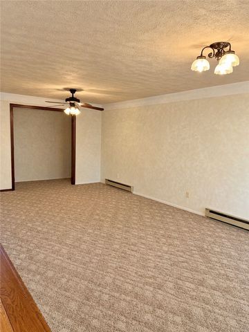 6566 Highbury Road, Huber Heights, OH 45424