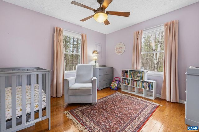 2325 MARTIN KINGS RD, Scottsville, VA 24590