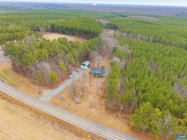 2325 MARTIN KINGS RD, Scottsville, VA 24590