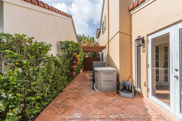 15033 SW 110th Terrace, Miami, FL 33196