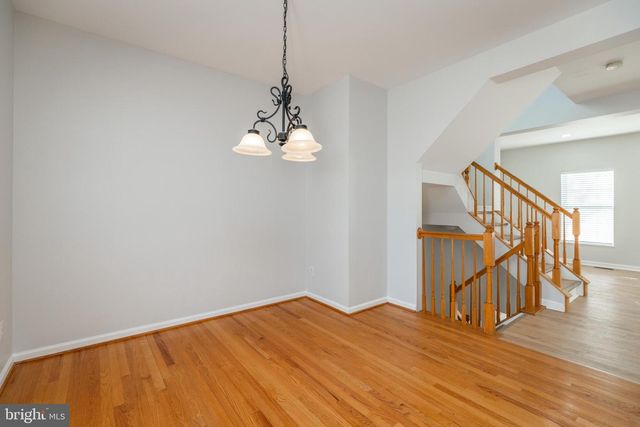 8 BARCLAY DR, Hockessin, DE 19707