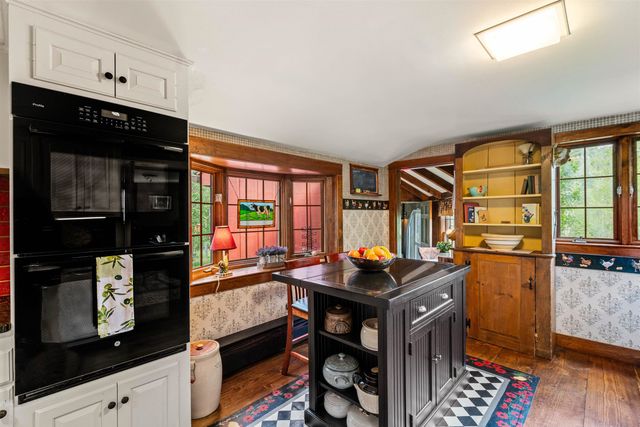 29 Averill Road, Brookline, NH 03033