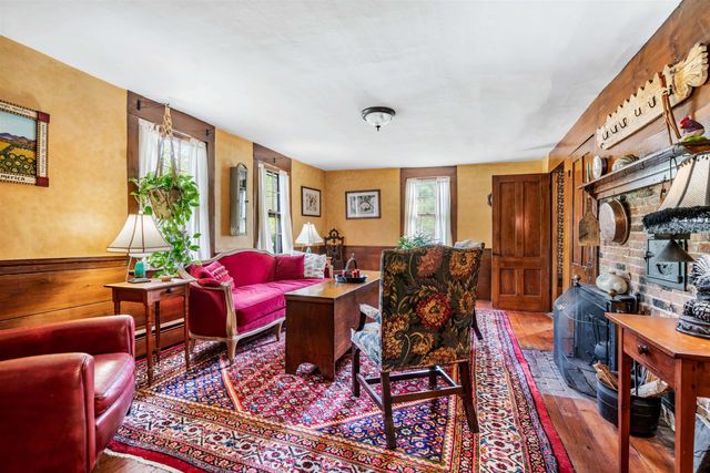 29 Averill Road, Brookline, NH 03033