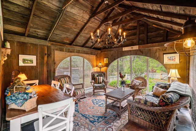 29 Averill Road, Brookline, NH 03033