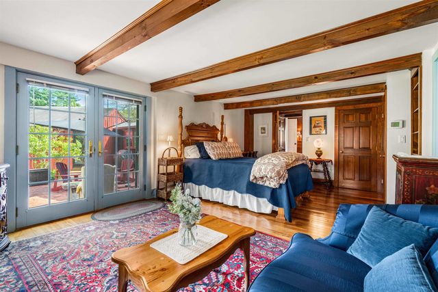 29 Averill Road, Brookline, NH 03033