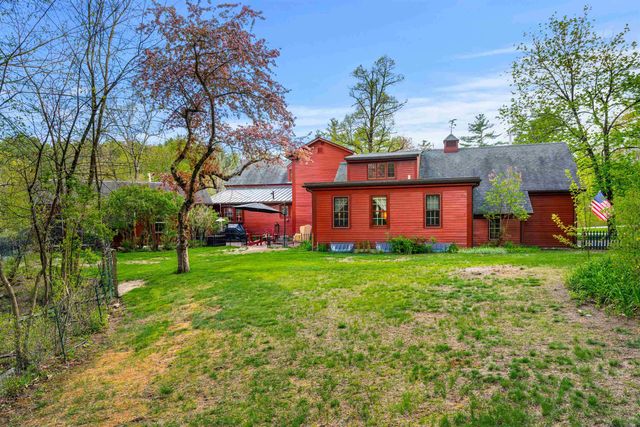 29 Averill Road, Brookline, NH 03033