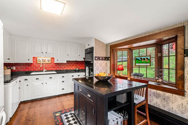 29 Averill Road, Brookline, NH 03033
