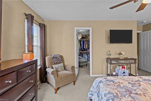408 Prince George CT, Chesapeake, VA 23320