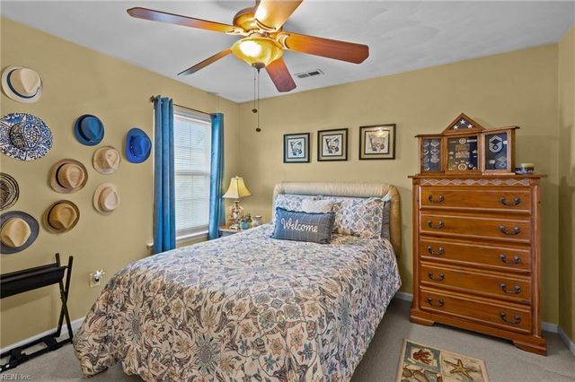 408 Prince George CT, Chesapeake, VA 23320