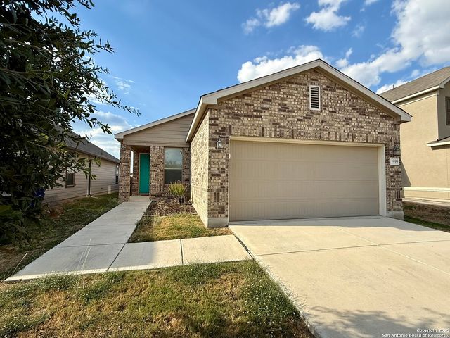 1999 Wind Chime, New Braunfels, TX 78130