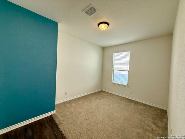 1999 Wind Chime, New Braunfels, TX 78130
