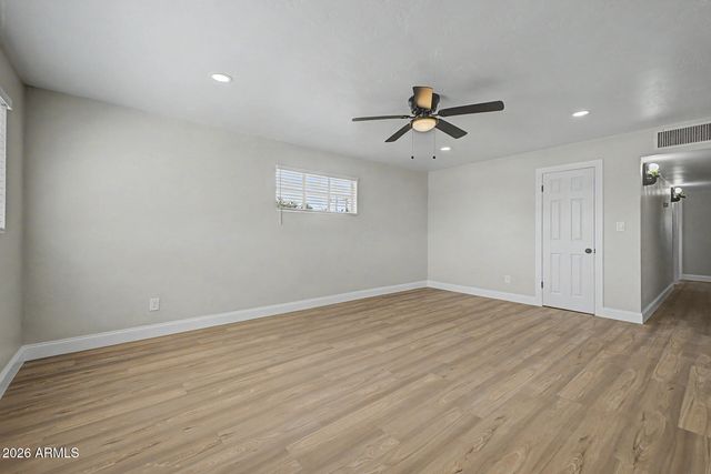 5702 N 22ND Drive, Phoenix, AZ 85015