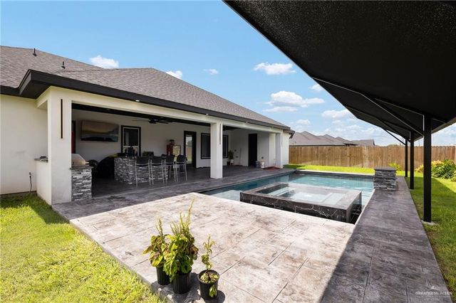 3107 Silver Oak Avenue, Mission, TX 78574