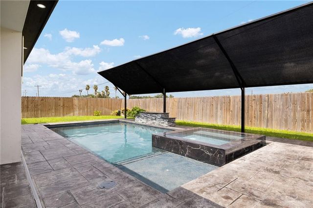 3107 Silver Oak Avenue, Mission, TX 78574
