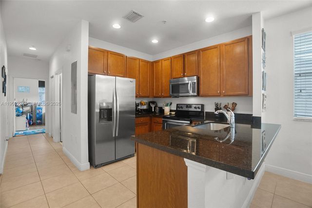 14774 SW 10th Street 10502, Pembroke Pines, FL 33027
