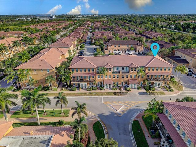 14774 SW 10th Street 10502, Pembroke Pines, FL 33027