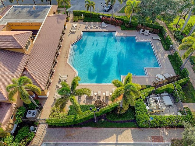 14774 SW 10th Street 10502, Pembroke Pines, FL 33027