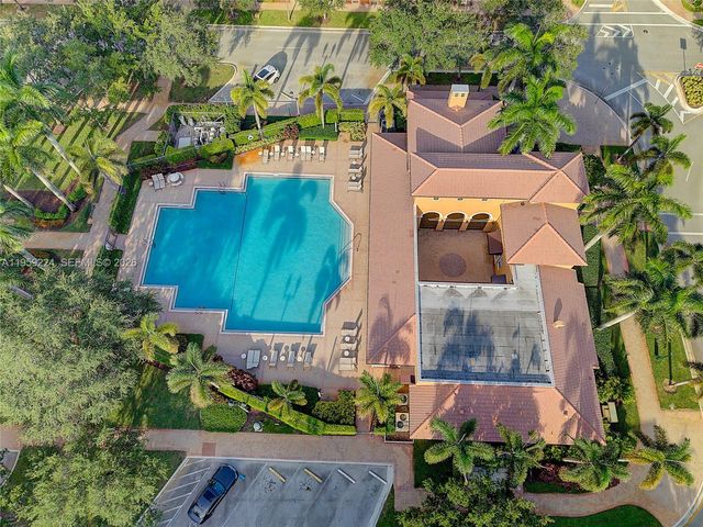 14774 SW 10th Street 10502, Pembroke Pines, FL 33027