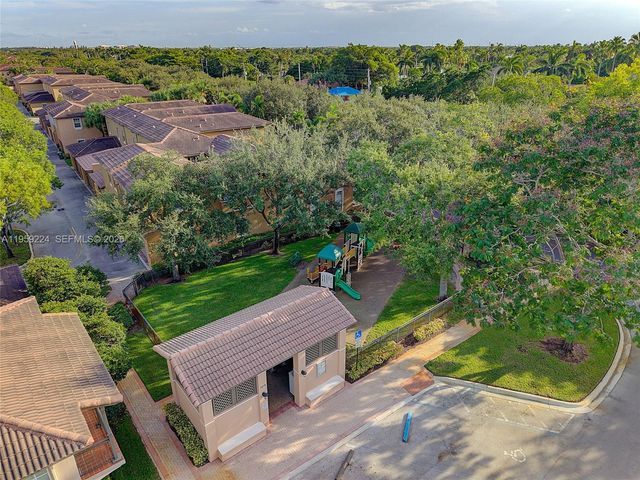 14774 SW 10th Street 10502, Pembroke Pines, FL 33027