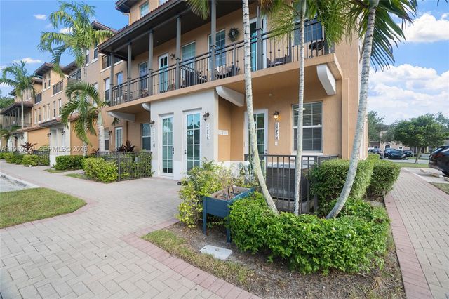 14774 SW 10th Street 10502, Pembroke Pines, FL 33027